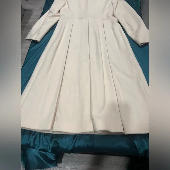 Apria vintage coat from Henri Bendel - Picture 6 of 10